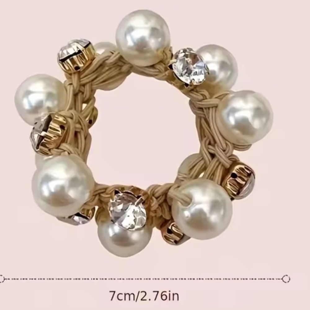 Pearl and Crystal Hair Accessories - Picture 4 of 5